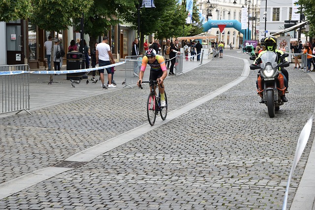 彩的比赛和 彩的比赛和