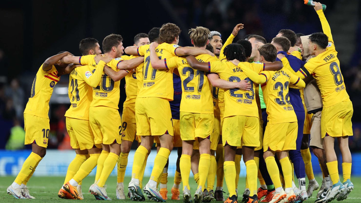 关键问题上 关键问题上